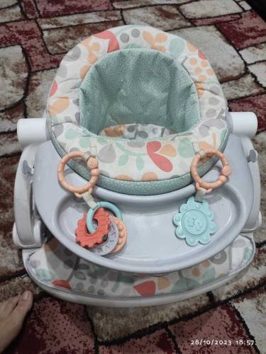 Baby seater - fisherprice