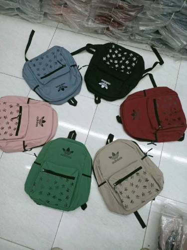 Gul bag