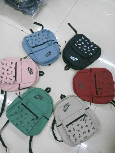 Gul bag