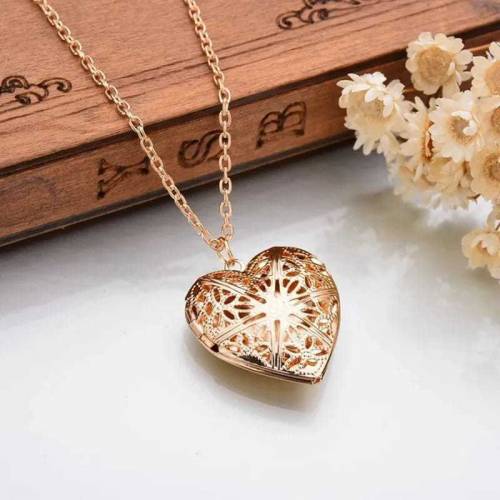 heart photo locket 