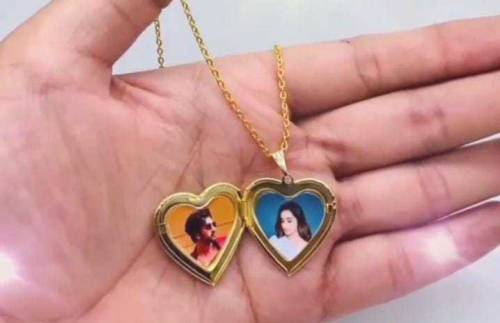 heart photo locket 