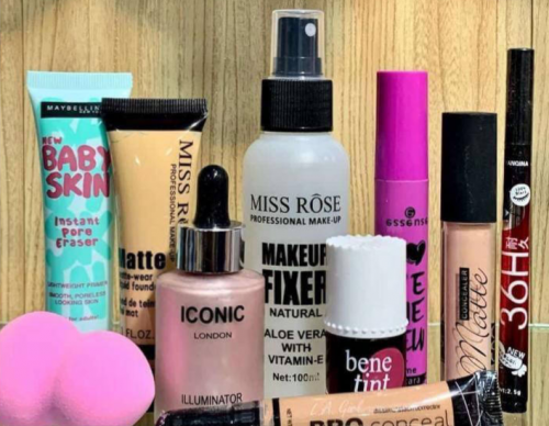 Set Of 10 Makeup Accessories 