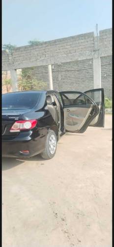 Toyota corrola xli vvti 1.3 model 2011 