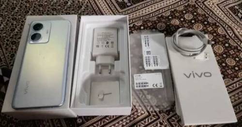 vivo y55 8gb ram 128gb memory freesh condition no any foult All ok