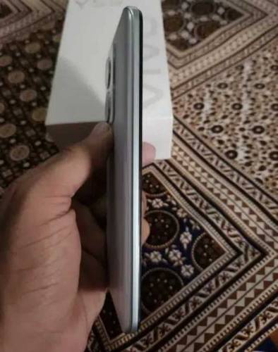 vivo y55 8gb ram 128gb memory freesh condition no any foult All ok