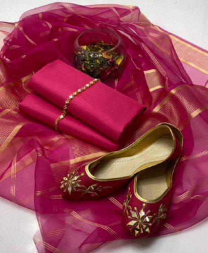 *3Pcs Silk And Organza Unstitched Suit With Khussa Free