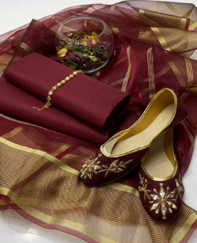 *3Pcs Silk And Organza Unstitched Suit With Khussa Free