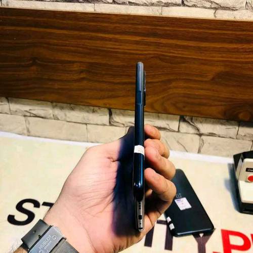 One Plus N200