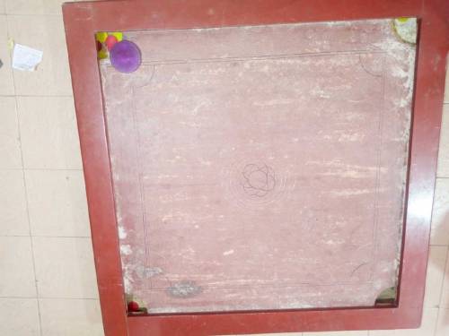 carrom board