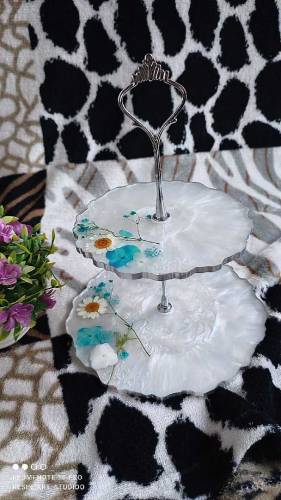 2 tier resin cupcake stand 