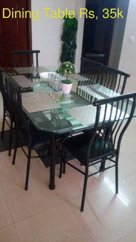 Dining table 