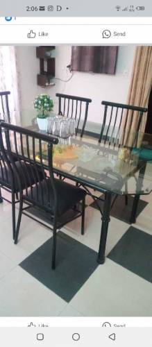 Dining table 