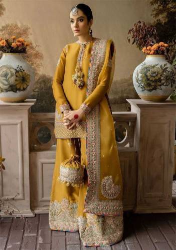 embroidered dress 