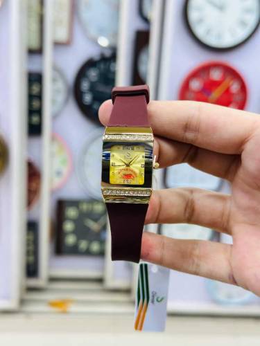 Stylish Ladies Watch New Fashion Best woman Watch 
