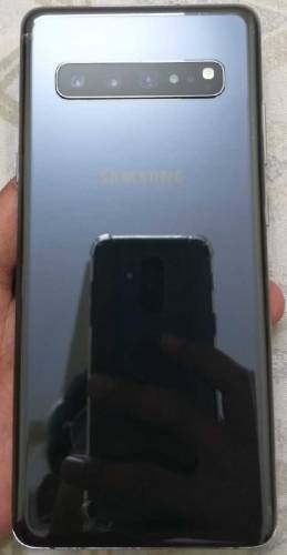 Samsung s10 5g with box
