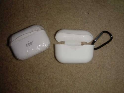 Earbuds /Airpro /Airox air buds 