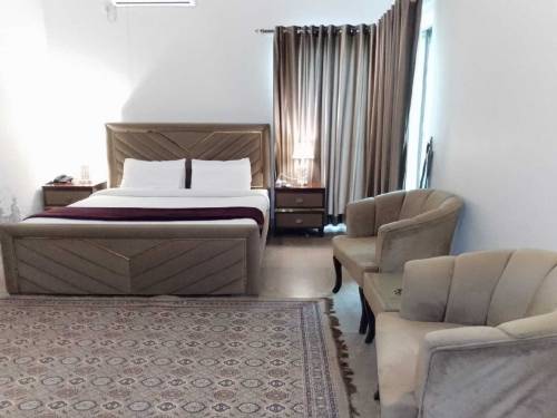 room area available for rent Guest house