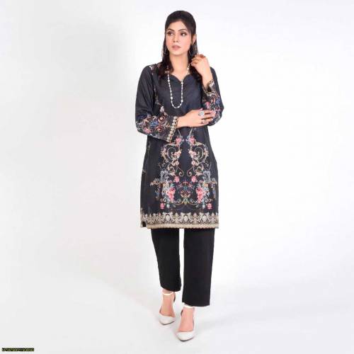 women noran lawn digital printed kurta
