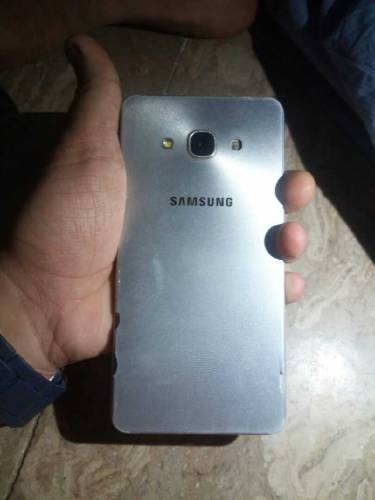 samsung j3 pro 