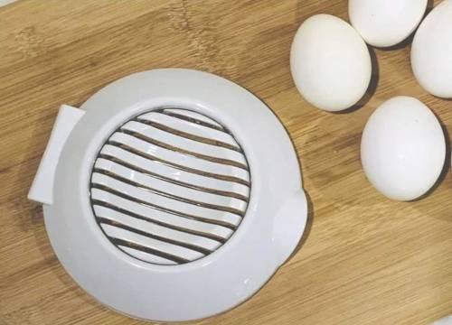 Egg slicer