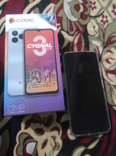 Dcode cygnal 3 - 7/64gb ram