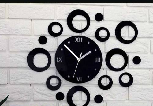 1 pc wall clock with circle design