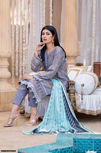 3 Pcs Women's Unstitched Lawn Printed Suit
