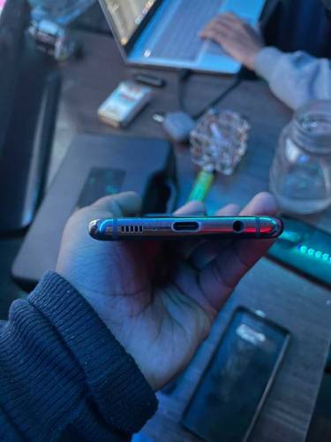 Samsung S10 Dotted