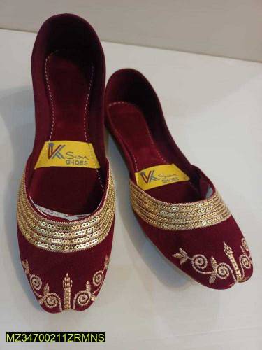 Women's Velvet Fancy Embroidered Khussa