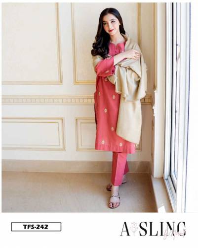 women shalwar, kameez, chadr 