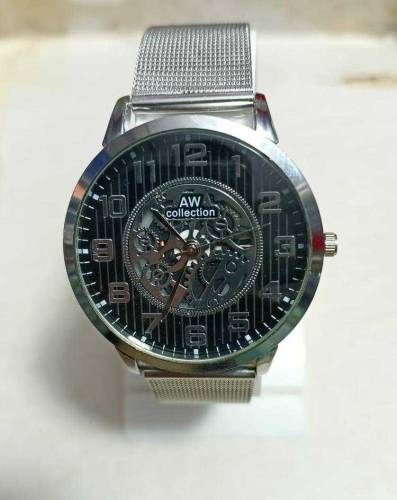•  Material: Stainless Steel•  Type: Wristwatch•  Watch Shape: Round• 