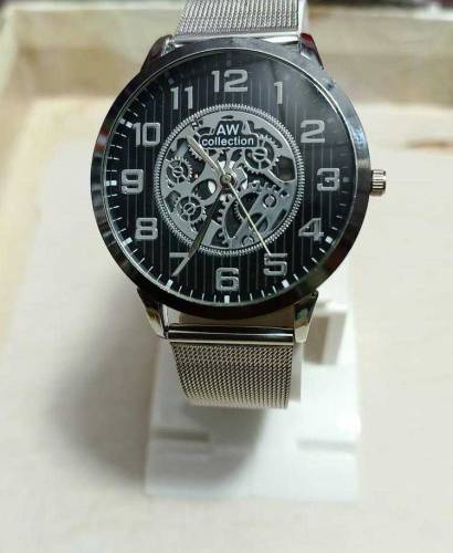 •  Material: Stainless Steel•  Type: Wristwatch•  Watch Shape: Round• 