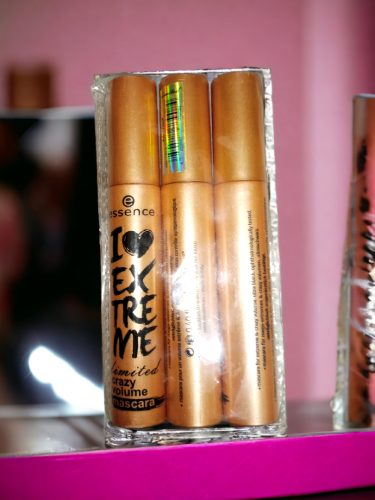 mascara I love extreme from essence