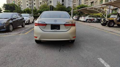toyota corolla altis 1.6