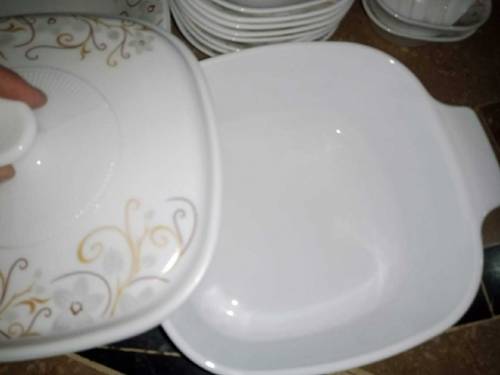 beautiful white dinner set