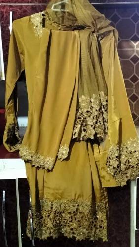 Dress ready to wear New