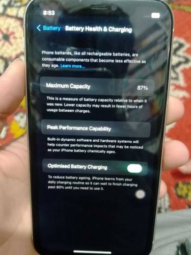 iphone 11 jv 64 bettery health 87 screen changed but original dal hai