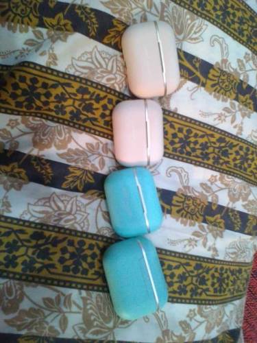 happy plugs 