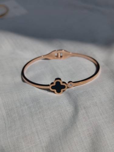 Imported Beautiful stainless steel Bracelet Available
