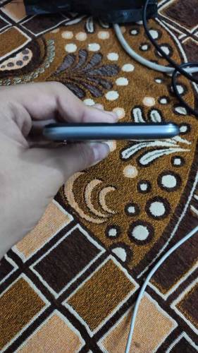 Infinix Hot 8 Lite