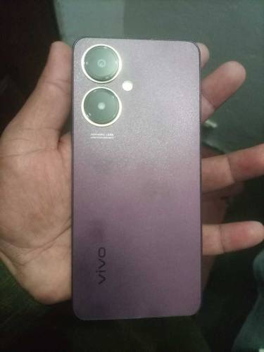 vivo y27 20days used 12 gb ram 128 gb rom
