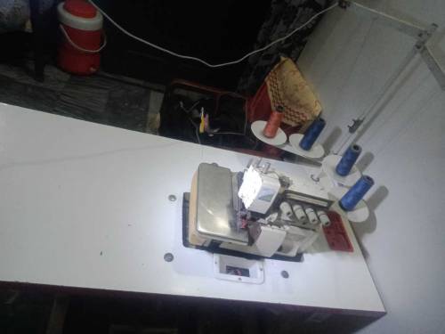 overlock machine/ peko machine 