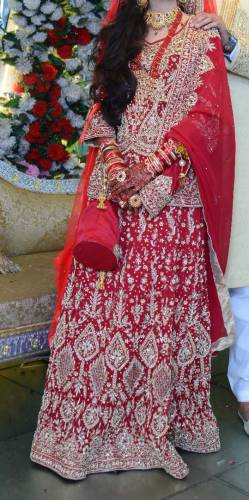 Red bride heavy lahnga