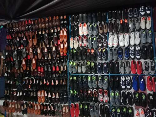 khan shoes shop 