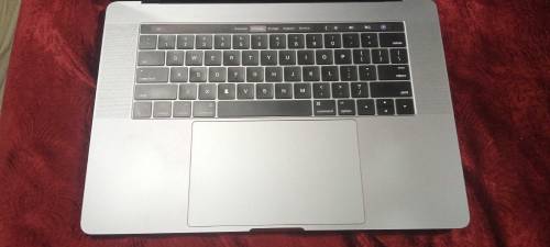 MackBook Pro with type c to type c