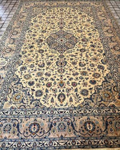 Hand knotted carpet from iran nain