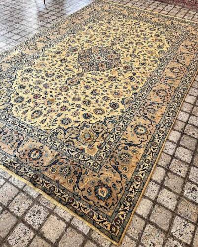 Hand knotted carpet from iran nain
