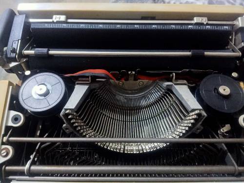 typewriter for sale in very good condition