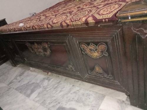 furniture bed dressing