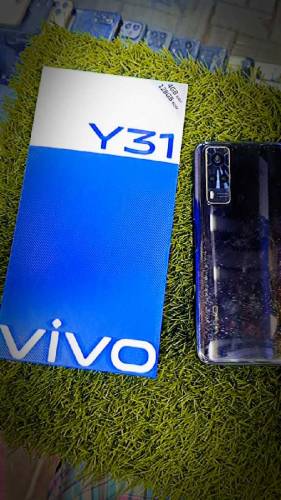 vivo y31 mobile and box only and seald piece all okk 